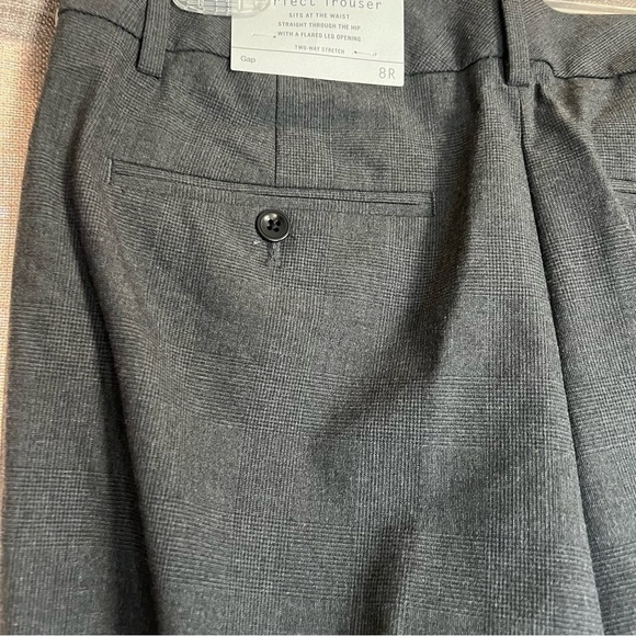 NWT Gap The Perfect Trouser Gray Plaid Flared Trouser Size 8 - Picture 14 of 16
